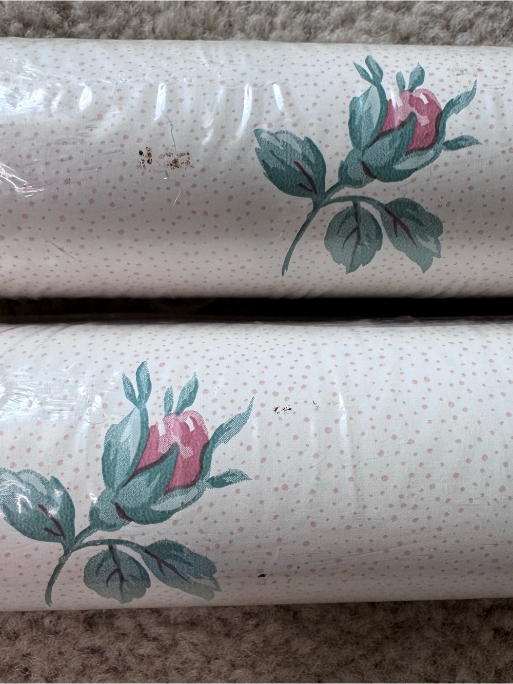 Croscill Floral Wallpaper in Pink Rose Buds Scrubbable Vintage